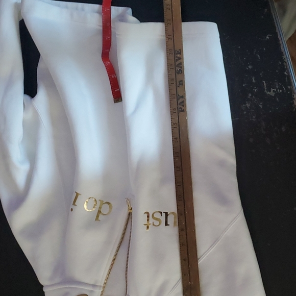 Nike white/gold 3/4 zip sweat shirt - Picture 3 of 8